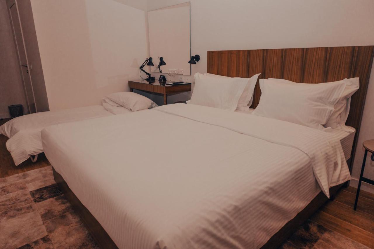 Hotel Theatro- Center Tirana