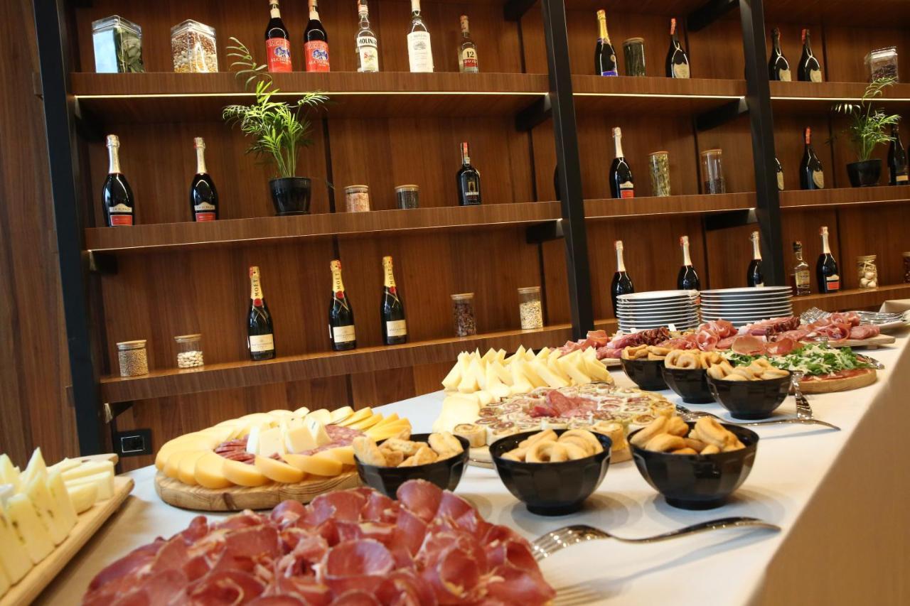 Hotel Theatro- Center 4*