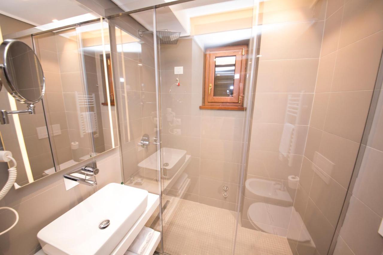 Hotel Theatro- Center 4*